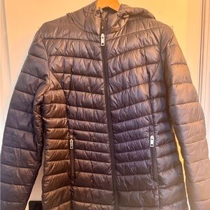 Women's Black Puffer Jacket